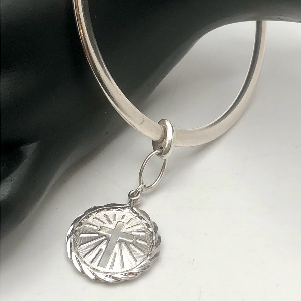 Vintage Solid Round Sterling Silver Flat Design B… - image 2